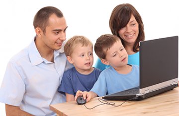 Family on laptop