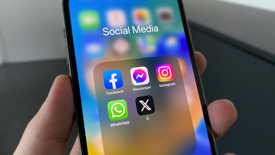 SWGfL Response to Government Announcement on Social Media Ban for Under-16s