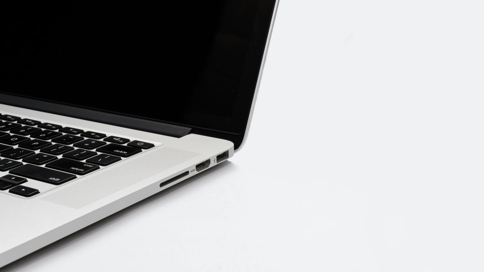 Government Announces Strengthening Online Protections Against Self-Harm Content