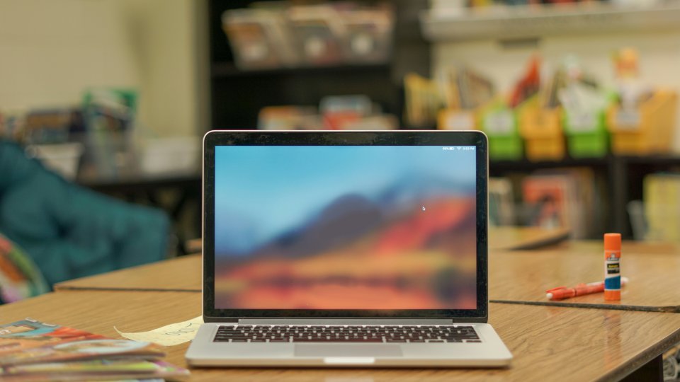 Somerset School Awarded Milestone Online Safety Award